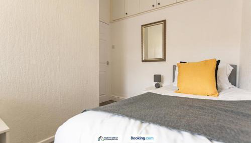 Newly Refurbished 2-Bedroom House in Manchester Ideal for Contractors with Free Parking & WiFi - Foto 3