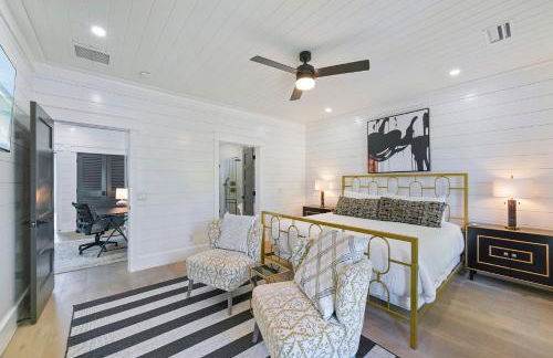 Water's Edge - Luxury Lakefront Beach House with Private Pool & Community Amenities - Foto 16