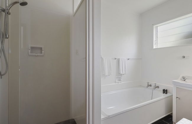 Dazzling Mairangi Bay Retreat Sea Views - Foto 33