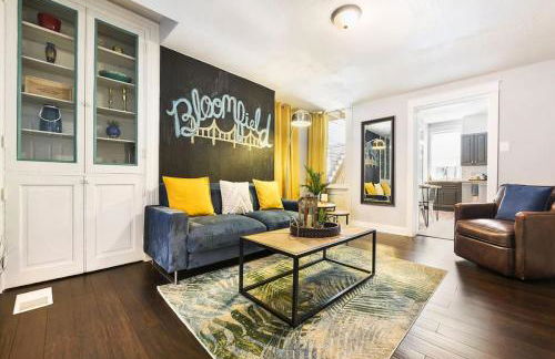 HostWise Stays - The Edmond - Bloomfield Apartment in a great location! - Foto 1