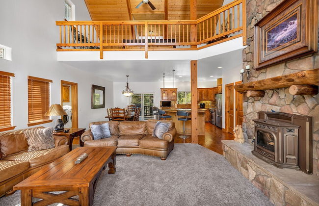 Timber Lodge - 5 Min to Shaver Lake! - Foto 14