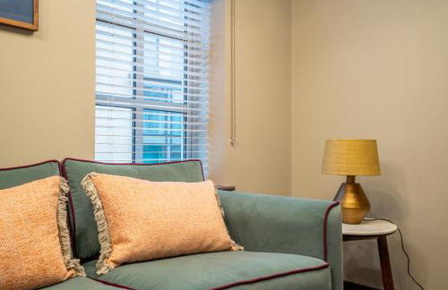 The Falcon - Foto 35