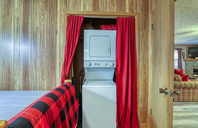 Wandering Creek - 2 Bedrooms, 1 Baths, Sleeps 6 Cabin by RedAwning - Foto 13