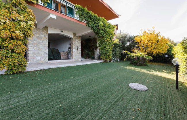 Villa in Torri With Pool & Mountain Views - Foto 1