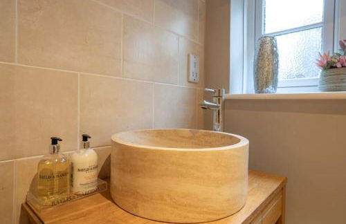 Beech Cottage - Family Cottage in the Peak District - Photo 31