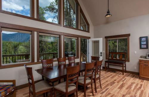 Family-Friendly Cabin Rental with Mountain Vistas near West Glacier, Montana - Foto 8