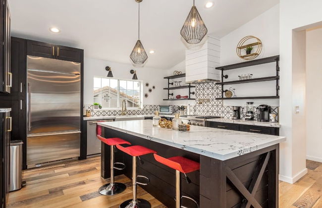 Sunburst Estate Htd Pool Putt Grn Sleeps 14 - Foto 2