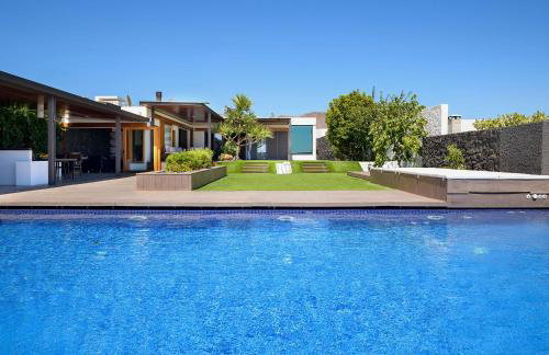 Luxury and Harmony House - Photo 6