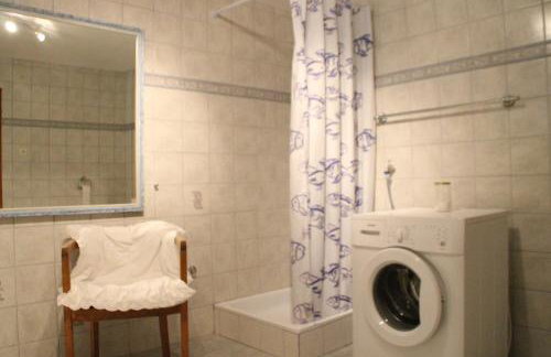 Romantisches Ferienhaus mit großem Garten 1200 qm, nah zu einem schönen Strand - Foto 16