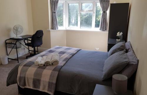 Hendon Home - Photo 21