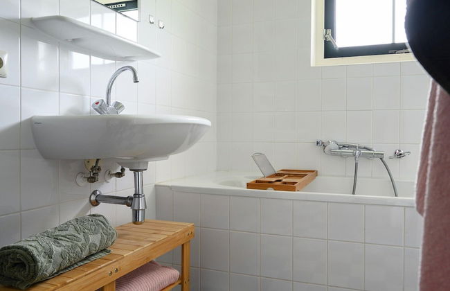 Family House With Wellness - Photo 20