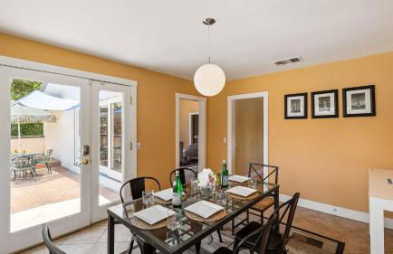 Dandelion by Avantstay Pool, 0.2mi to Downtown! - Foto 16