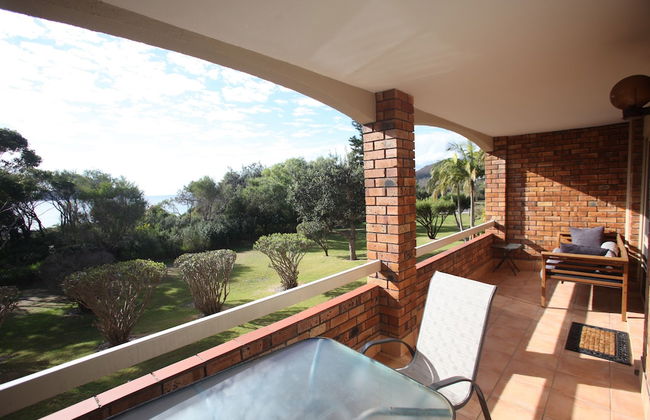 Beachfront Shoal Bay - Photo 7