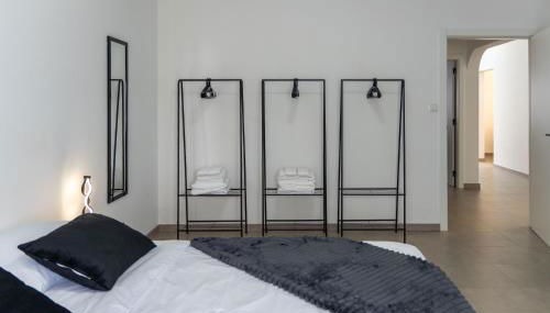 MC House - Photo 4, towels, wardrobe