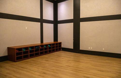 Lux Bronx Apt Rooftop, Pool, Gym, Cinema - Foto 24