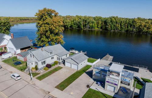 Wolf River Multi-Family Retreat - Sleeps 14 Pontoon Boat Paddle Boards Firepit - Foto 22