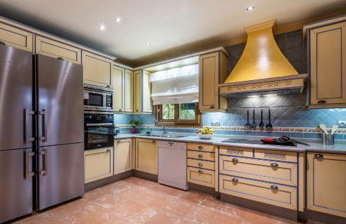 Villa Dalara Maspalomas, Private Pool and Jacuzzi - Photo 9