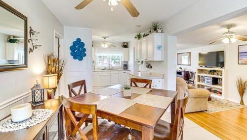 1 Mi to Lake Jackson Home with Screened Patio! - Foto 5