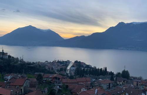 Bellano Cottage - With Private Garden and Garage - Foto 42