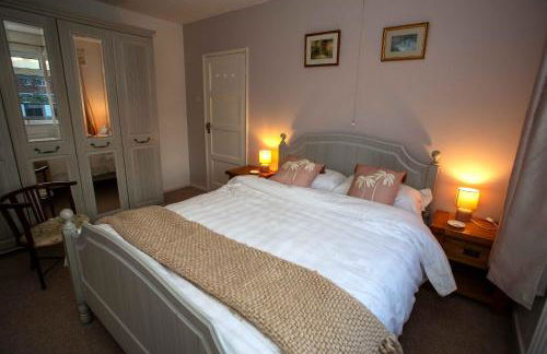NEC, BHX Cosy 3 Bedroom House with Parking - Foto 33