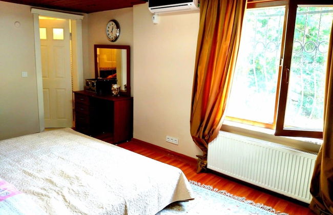 Cemed House - Photo 8