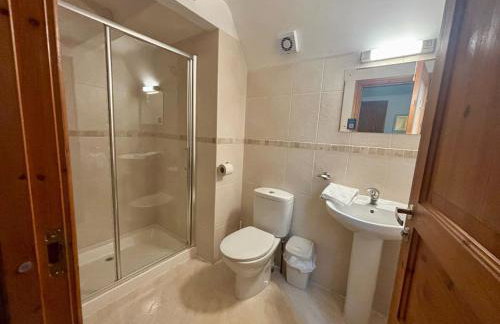 Acorn Lodge for Six with Hot Tub - Devon - Foto 24