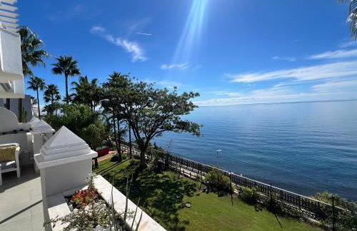 Estepona Beach Front Apartment with Stunning Sea Views - Foto 23