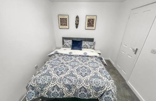 New Manchester City Getaway House with 2 FREE Parking - Foto 49