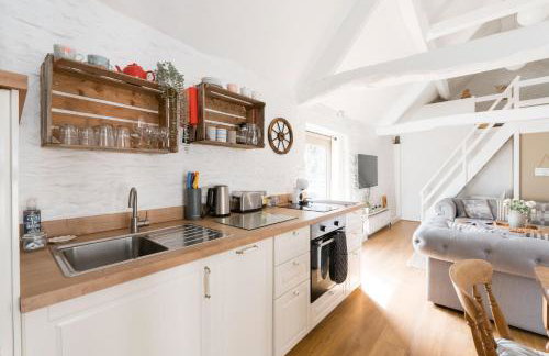 Relaxing Cotswolds Farm Stay - Near Burford - The Parlour - Foto 49