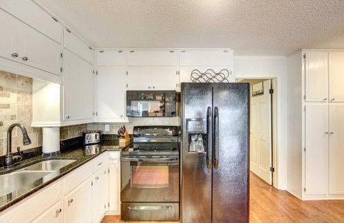 Mineola Lake House w/ Dock & Fire Pit! - Foto 10