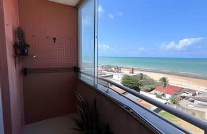 Flat à beira-mar com vista para a praia do meio - Foto 1