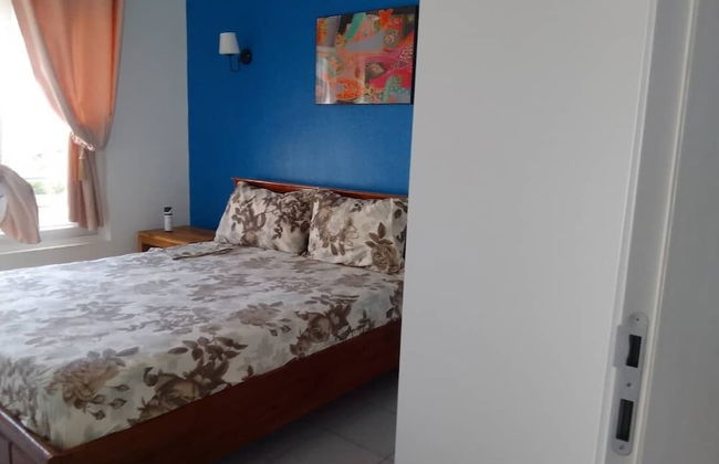 Ocean View 2 bed apartment - Photo 9