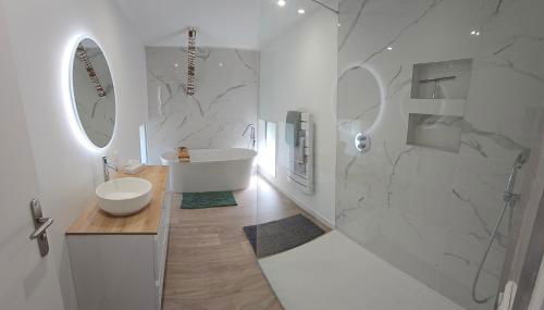 *le hangar du Paradis * - Foto 3