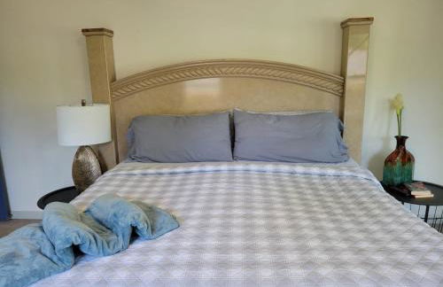 Westside Charmer - 10 min from Downtown - Foto 15