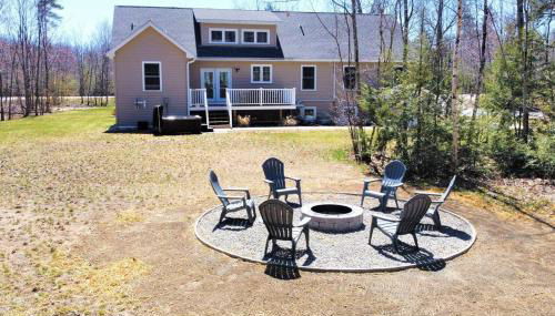 Gorgeous Conway Home A/C, Hot Tub & Full Game Room - Foto 3