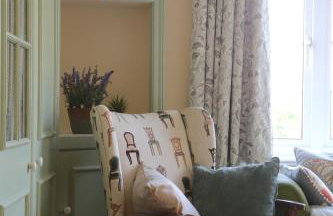 3-bedroom cottage set in a large enclosed garden - Foto 9