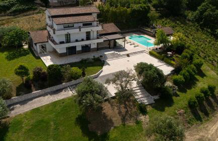 Villa Santoro ai TRE Ulivi con Piscina Privata - Foto 2