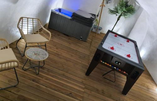 Le Menhir 2 Jacuzzi Spa Terasse Barbecue - Foto 2