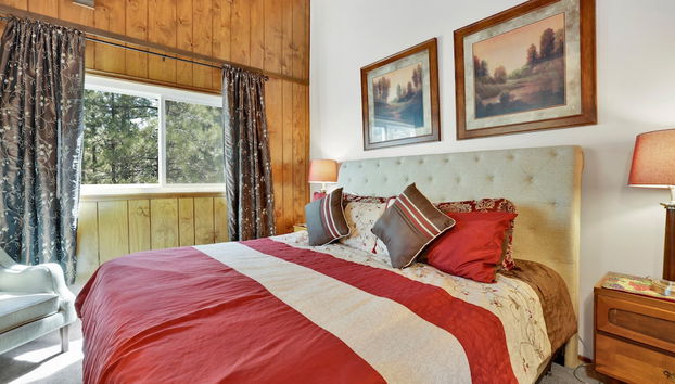 Rustic Retreat Big Bear~Central Fox Farm Chalet~ - Foto 3, Habitación