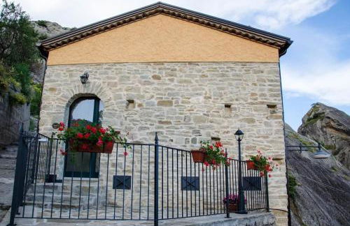 PASCHIERE by Keyhole Selection - Photo 7