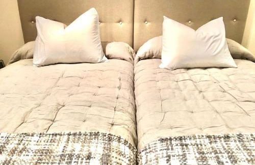 Espacioso e independiente apartamento - Foto 18