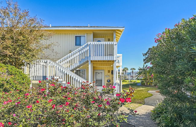 SPC 2058 is a Beautiful 1 BR on the Golf Course at Sandpiper Cove by RedAwning - Foto 58