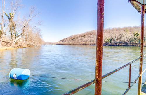 Spacious Cabin with Private Dock on White River! - Foto 35