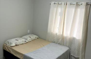 Estadia Charmosa no Coração da Cidade - Foto 4