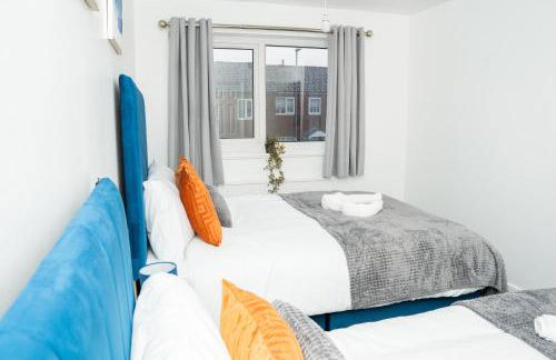 Stylish 3 bed house with free parking - Foto 24