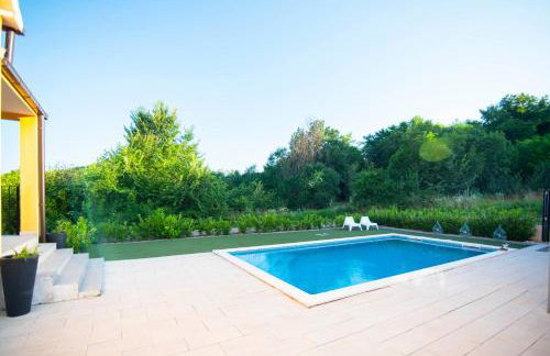 Holiday home Sika with heated pool near Split - Foto 9