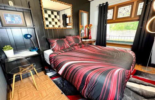 Sleep with a Lion!! 6 bedroom house, near downtown, Ohio city Tremont! - Foto 22