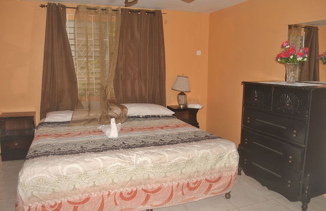 9 bed Villa Montego 10 Minute Walk to the Beach - Foto 4