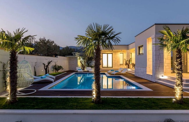 Sophisticated Oasis Residence Villa With Pool - Foto 23