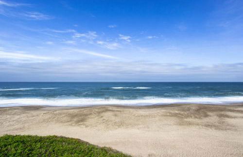 At The Seaside - Foto 2